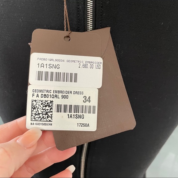 SOLD 🖤 NWT Louis Vuitton Runway Silver Dress - Picture 7 of 15